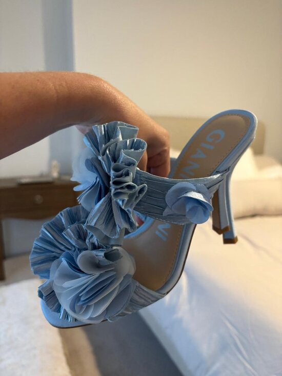 Gianni Bini Shoes - Stunning Gianni Bini Heels